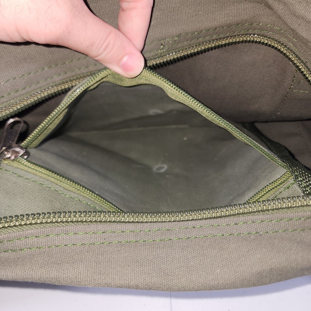 Micato Safaris Green Large Duffle Bag Canvas Olive Green Lion Logo - Picture 13 of 13